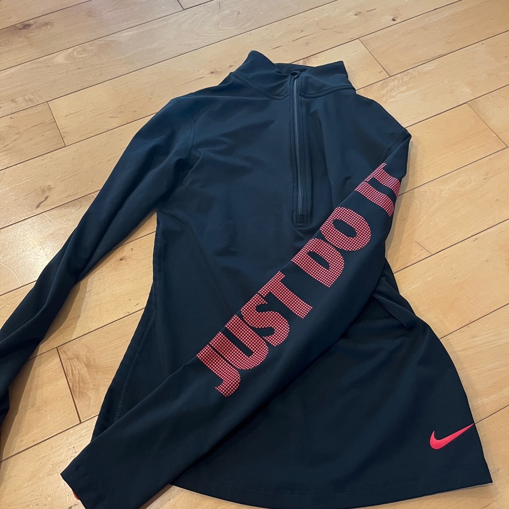 ❌SOLD❌Nike quarter zip